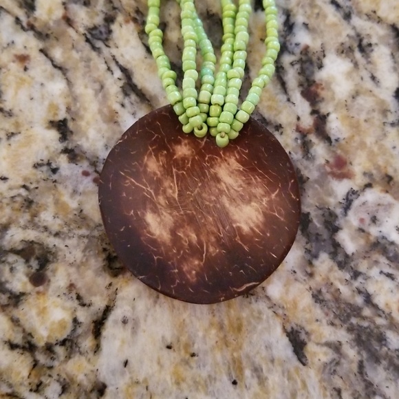 Beaded Coconut Shell Necklace - Picture 5 of 5